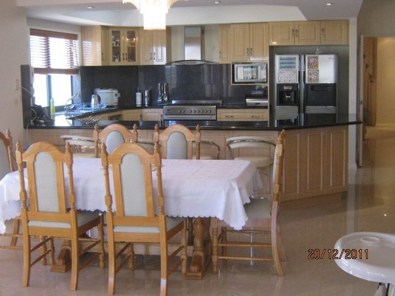 5 Bonfield drive, Landsdale WA 6065