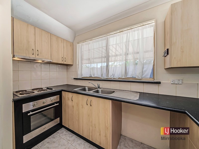 5 Snowberry Retreat, Mirrabooka WA 6061