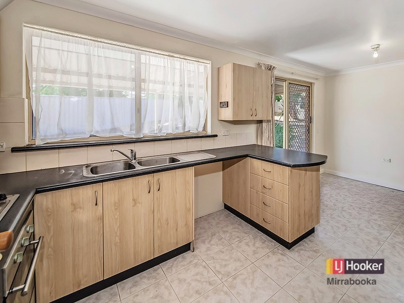 5 Snowberry Retreat, Mirrabooka WA 6061