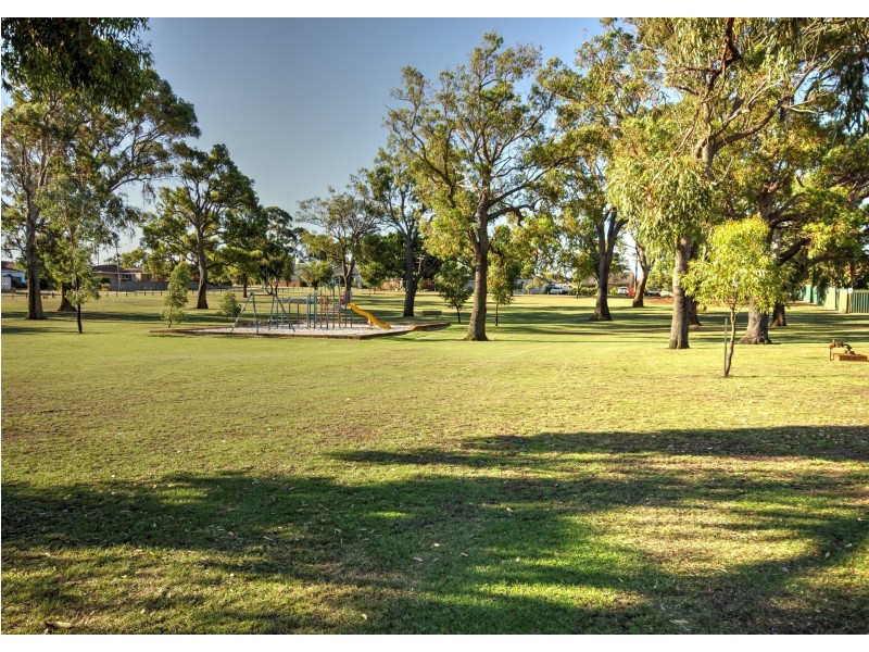 23 Selsfield Place, Balga WA 6061