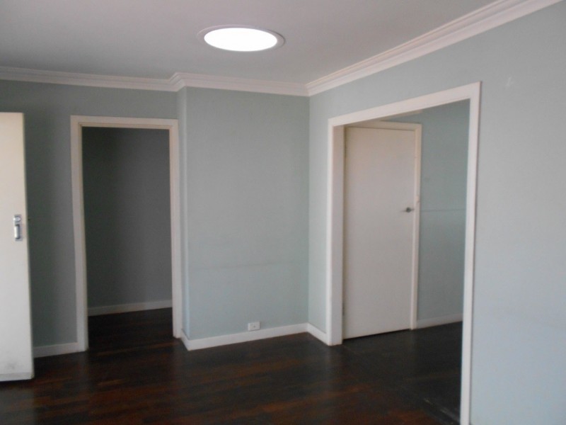 35 Girrawheen Avenue, Girrawheen WA 6064