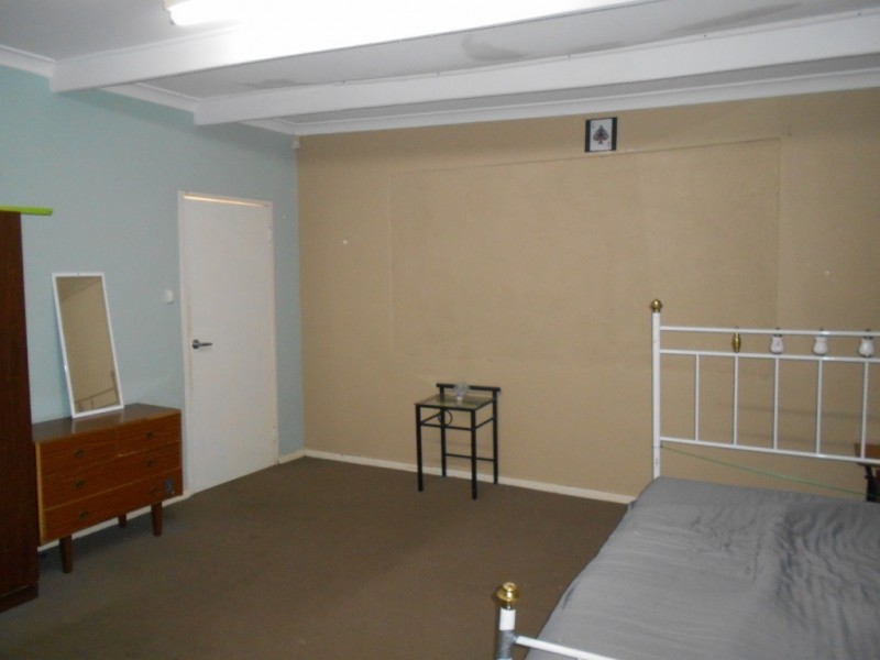 35 Girrawheen Avenue, Girrawheen WA 6064