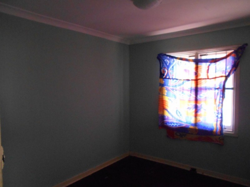 35 Girrawheen Avenue, Girrawheen WA 6064