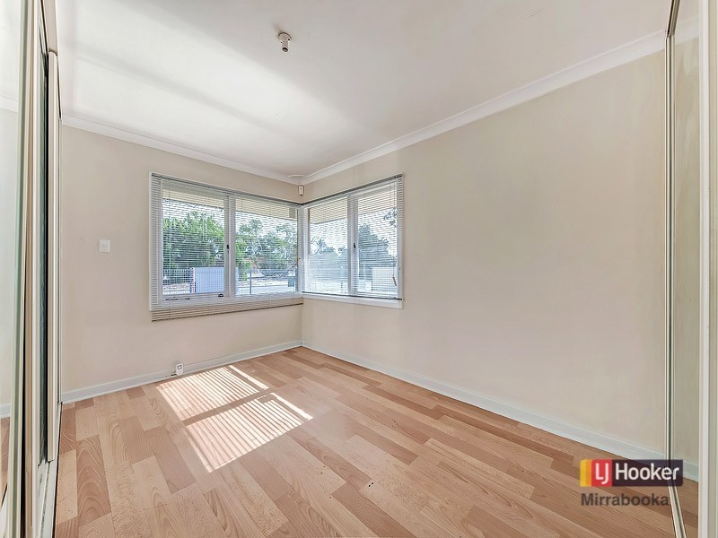 114 Mirrabooka Ave, Koondoola WA 6064