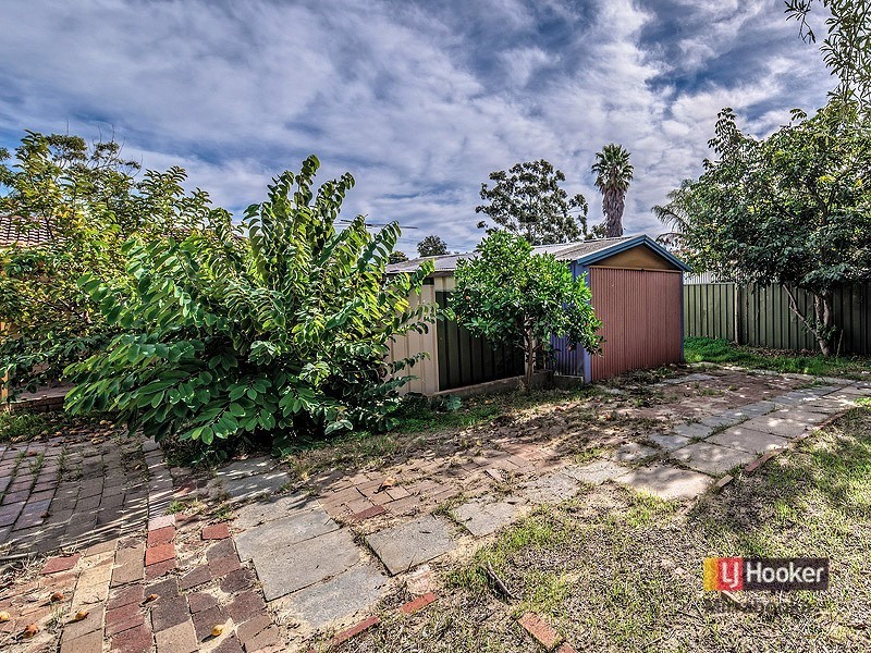 114 Mirrabooka Ave, Koondoola WA 6064
