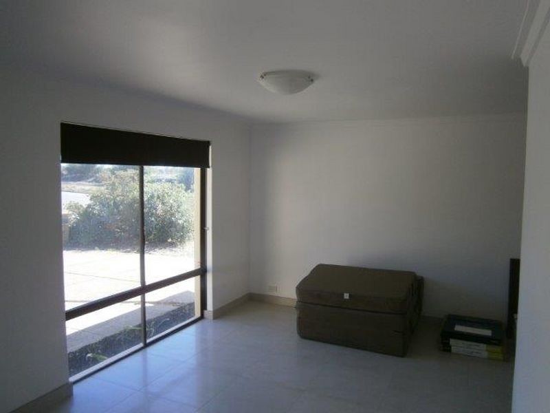 1 Fern Grove, Ballajura WA 6066