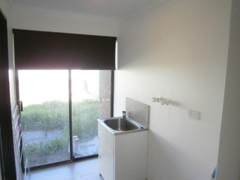 1 Fern Grove, Ballajura WA 6066