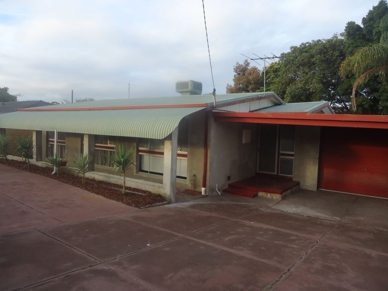 10 Brinckley Crescent, Koondoola WA 6064