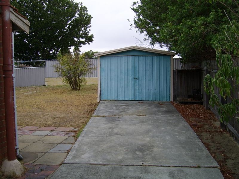 32 Finchley Crescent, Balga WA 6061