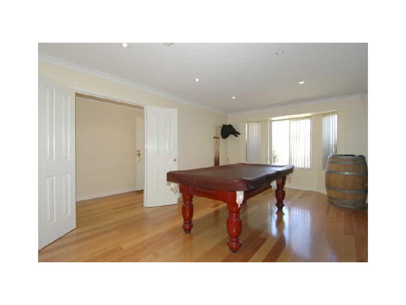 31 Feeney Gardens, High Wycombe WA 6057