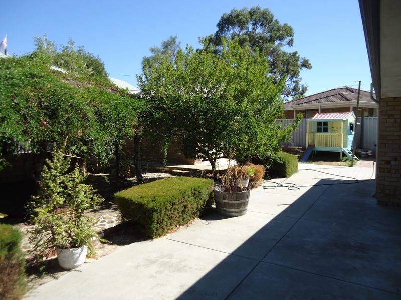 28 Nettle Terrace, Mirrabooka WA 6061