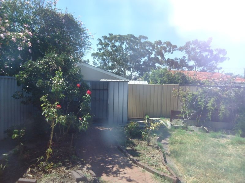 3/2 Kathleen Street, Yokine WA 6060