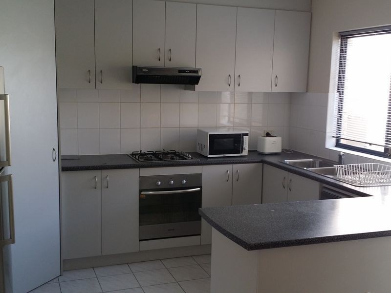 6b Melba Place, Westminster WA 6061