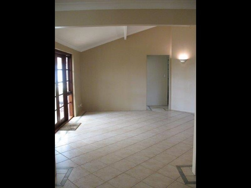 34 Vista Parade, Ballajura WA 6066