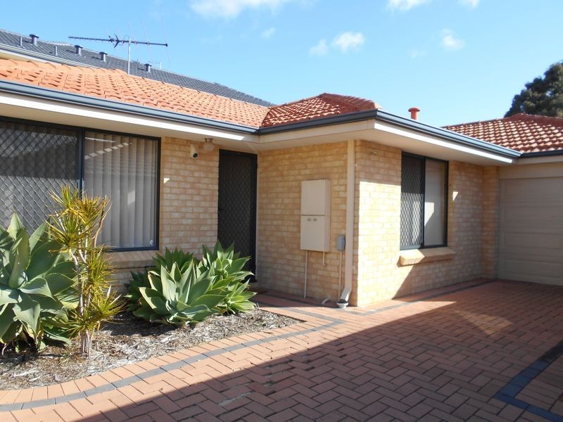 30c Eastdene Circle, Nollamara WA 6061