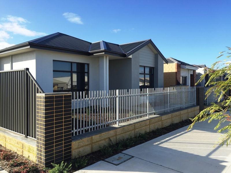 13 Pyrum Lane, Jindalee WA 6036