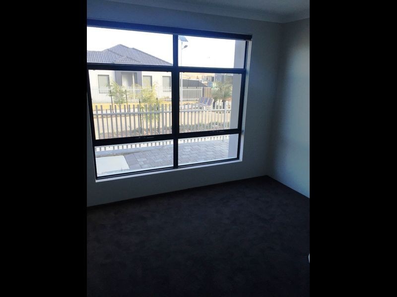 13 Pyrum Lane, Jindalee WA 6036