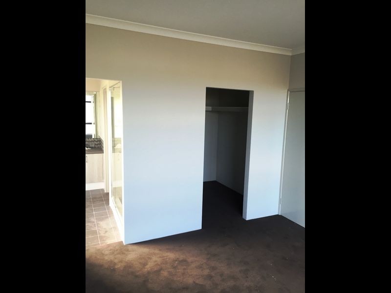 13 Pyrum Lane, Jindalee WA 6036