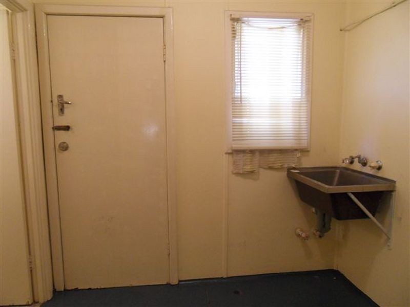 4 Wallington Road, Balga WA 6061