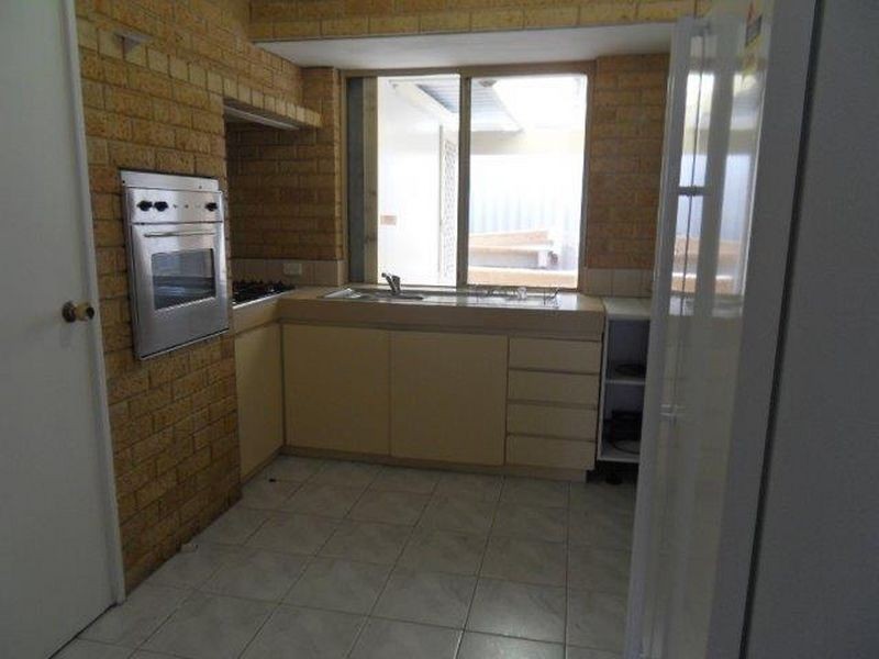 2 Snowdrop Retreat, Mirrabooka WA 6061