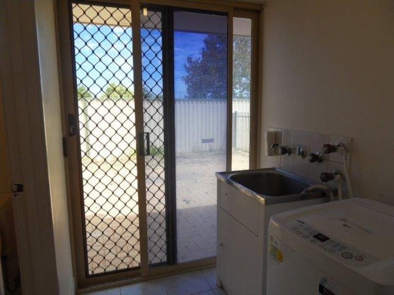 2 Snowdrop Retreat, Mirrabooka WA 6061