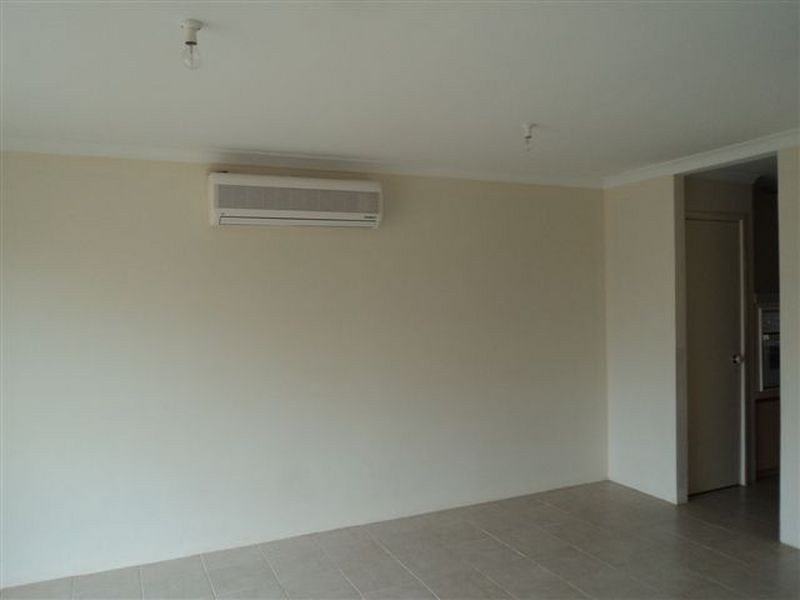 11 Crabtree Street, Alexander Heights WA 6064