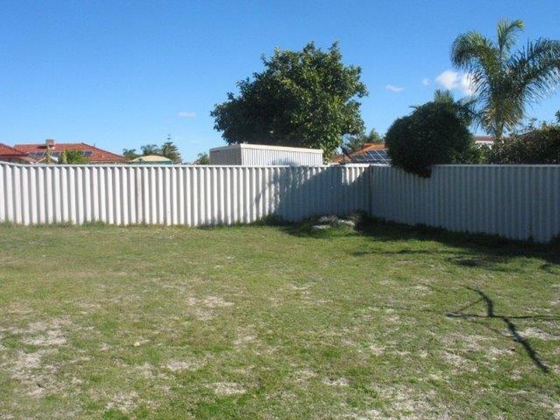 11 Crabtree Street, Alexander Heights WA 6064