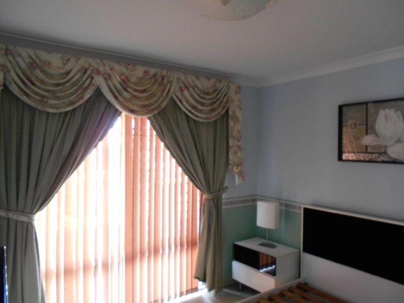 34 Bloodwood Drive, Marangaroo WA 6064