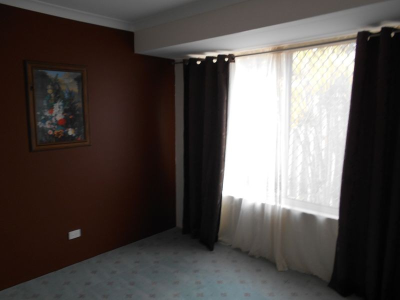 34 Bloodwood Drive, Marangaroo WA 6064