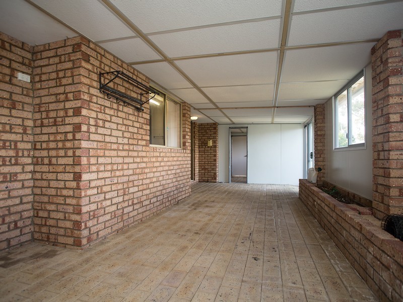 4 Vallack Grove, Mirrabooka WA 6061