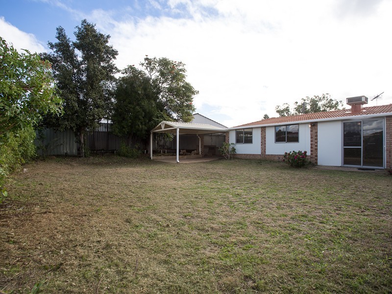 4 Vallack Grove, Mirrabooka WA 6061