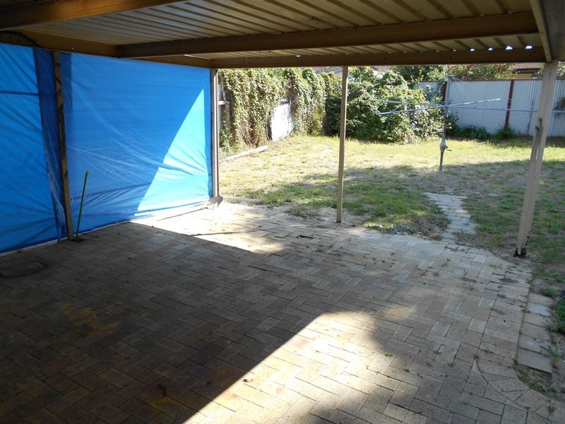 29 Tendering Way, Girrawheen WA 6064