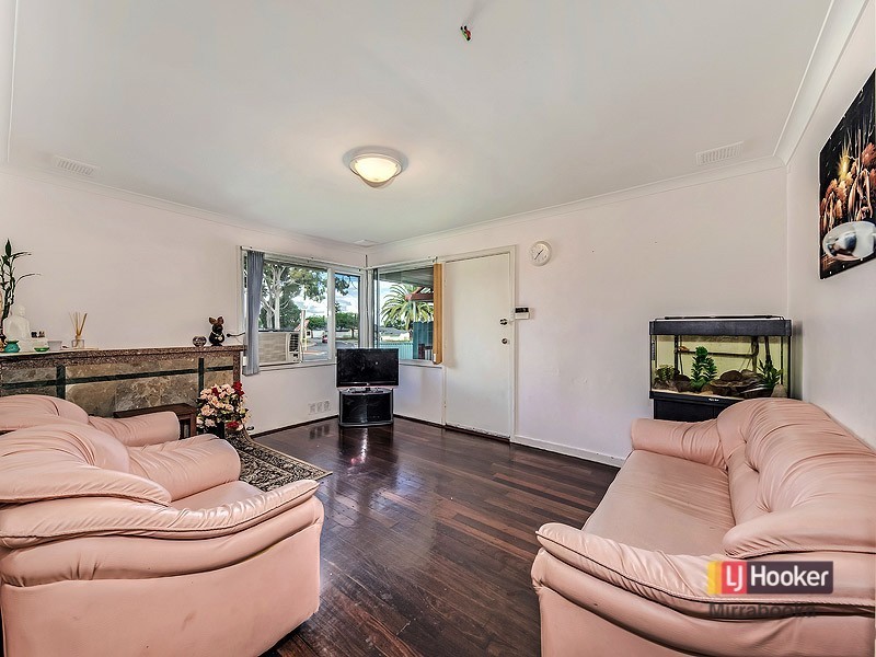 59 Walderton Avenue, Balga WA 6061