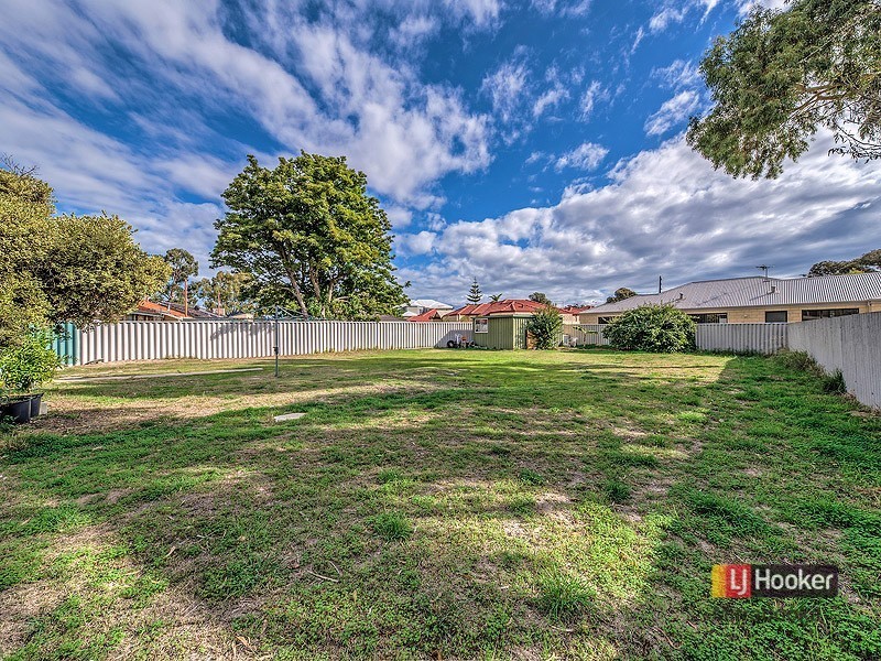 59 Walderton Avenue, Balga WA 6061