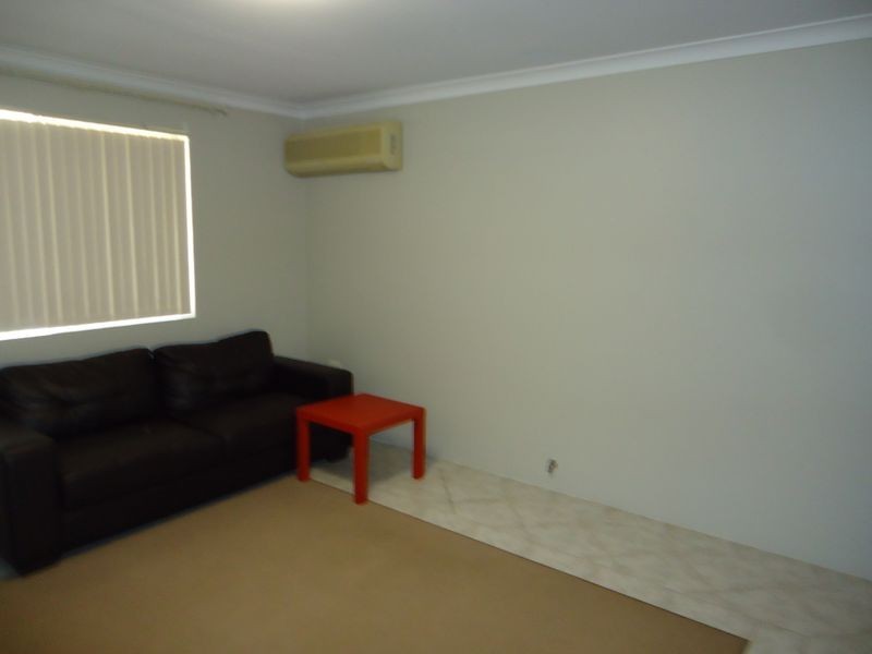 4 Gibb Crescent, Westminster WA 6061