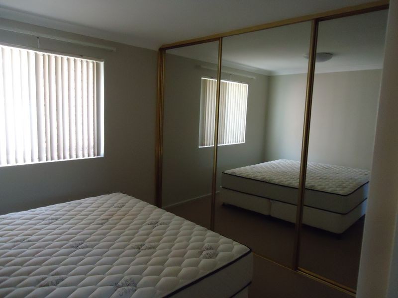 4 Gibb Crescent, Westminster WA 6061