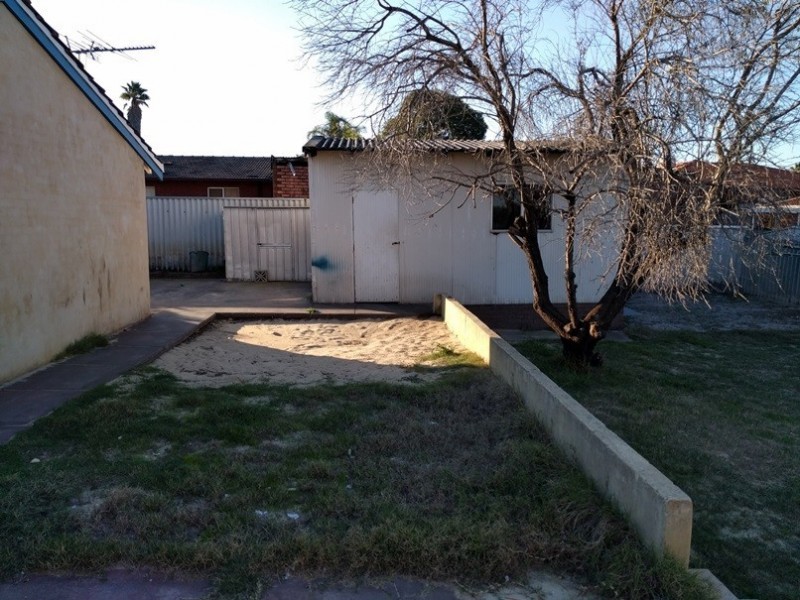 109 Altone Road, Lockridge WA 6054