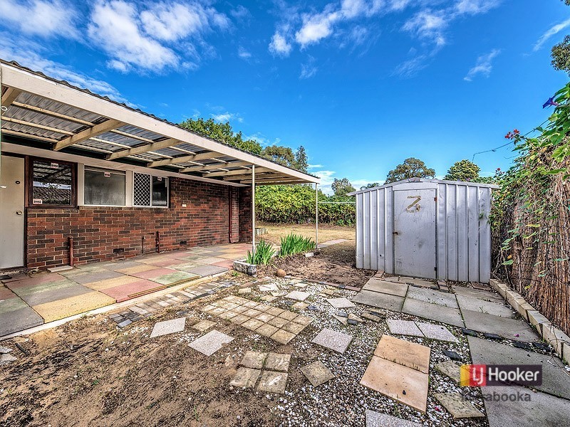 69 Amberton Ave, Girrawheen WA 6064