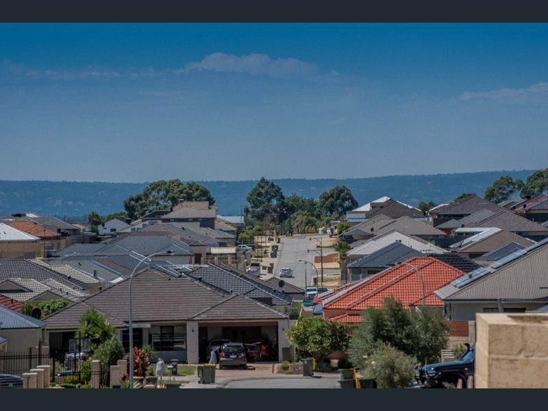 38 Graceland Avenue, Landsdale WA 6065