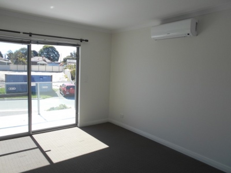 30 Coolham Way, Balga WA 6061