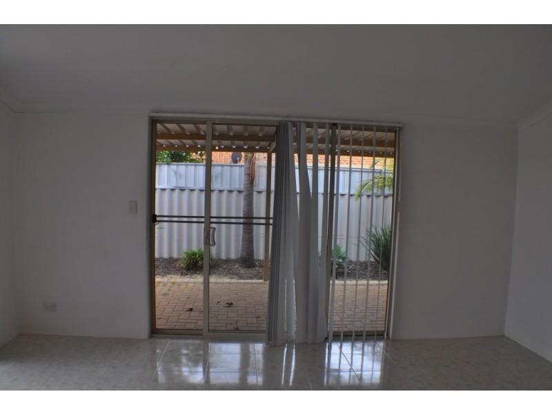 7 Pumice Place, Alexander Heights WA 6064