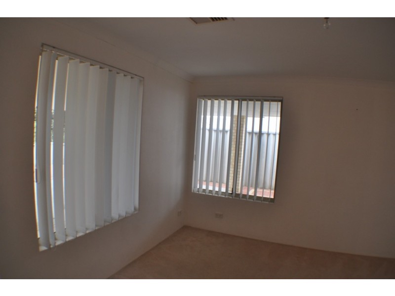 7 Pumice Place, Alexander Heights WA 6064