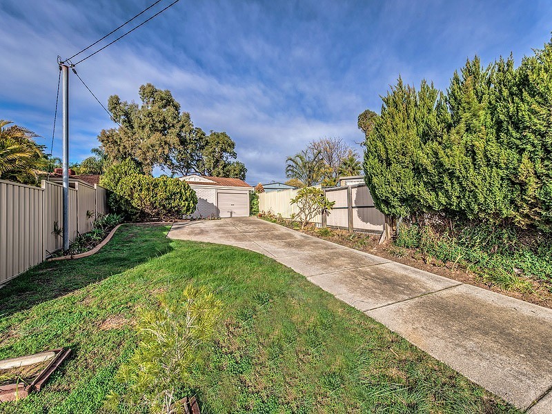 5 Elata Grove, Mirrabooka WA 6061