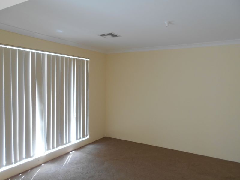 9 Babylon Bend, Landsdale WA 6065