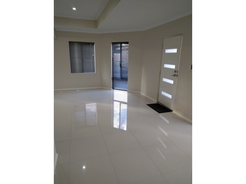 16C Kingsfold Street, Balga WA 6061