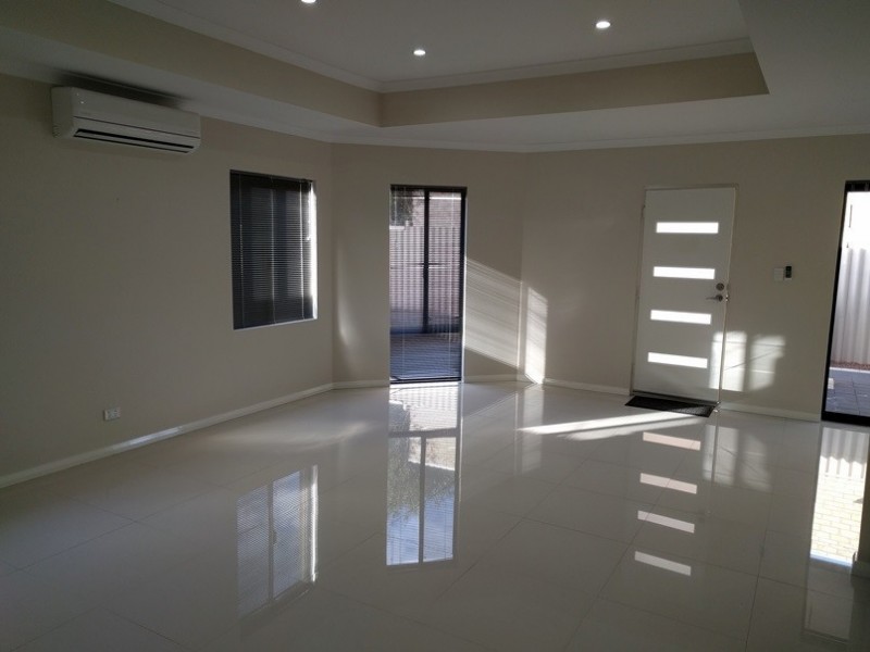 16C Kingsfold Street, Balga WA 6061