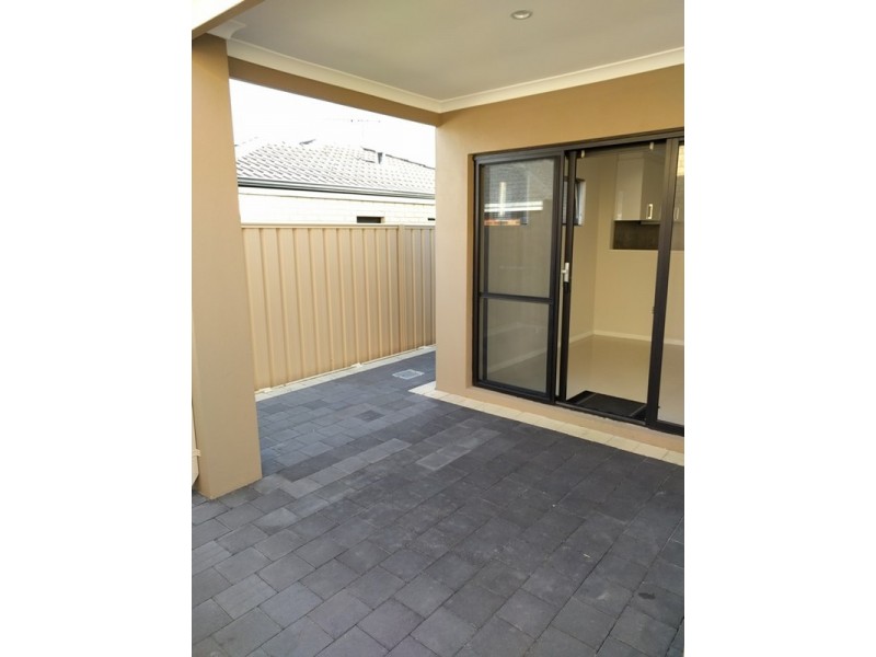 16C Kingsfold Street, Balga WA 6061