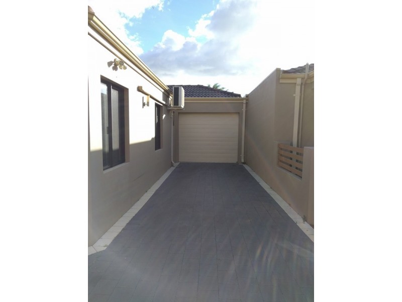 16C Kingsfold Street, Balga WA 6061