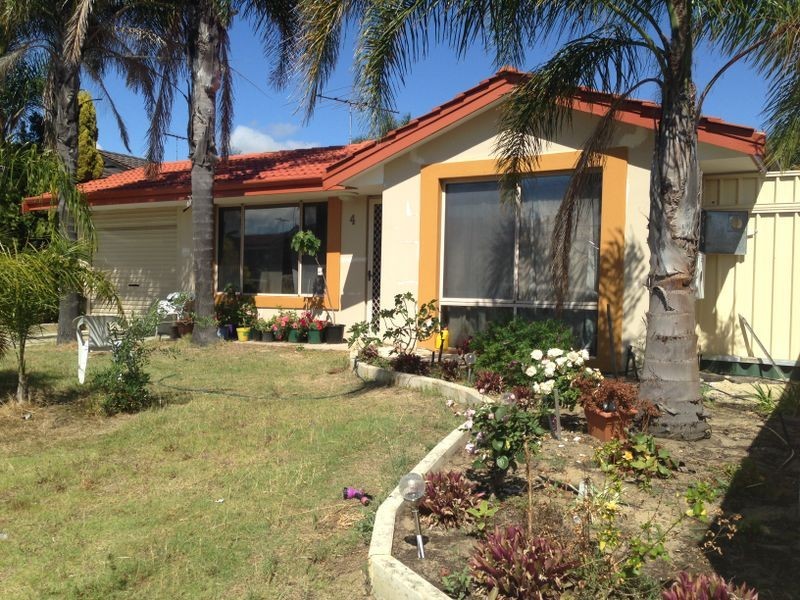 4 Benia Rise, Alexander Heights WA 6064