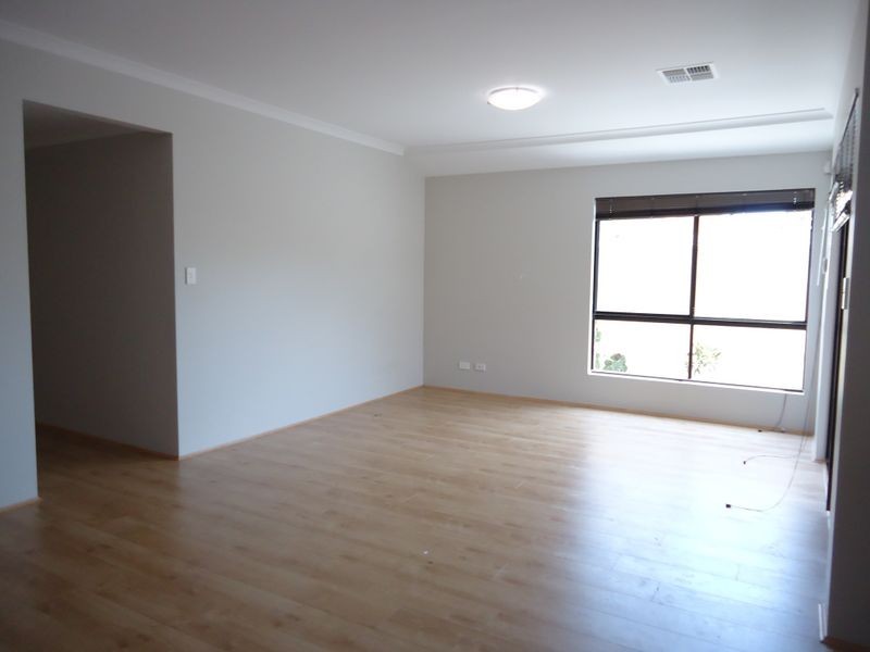 4A Gibb Crescent, Westminster WA 6061